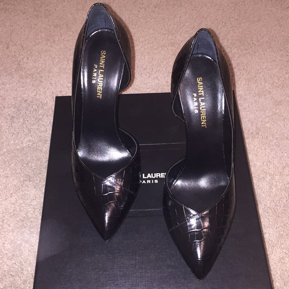 Authentic Black Saint Laurent pumps